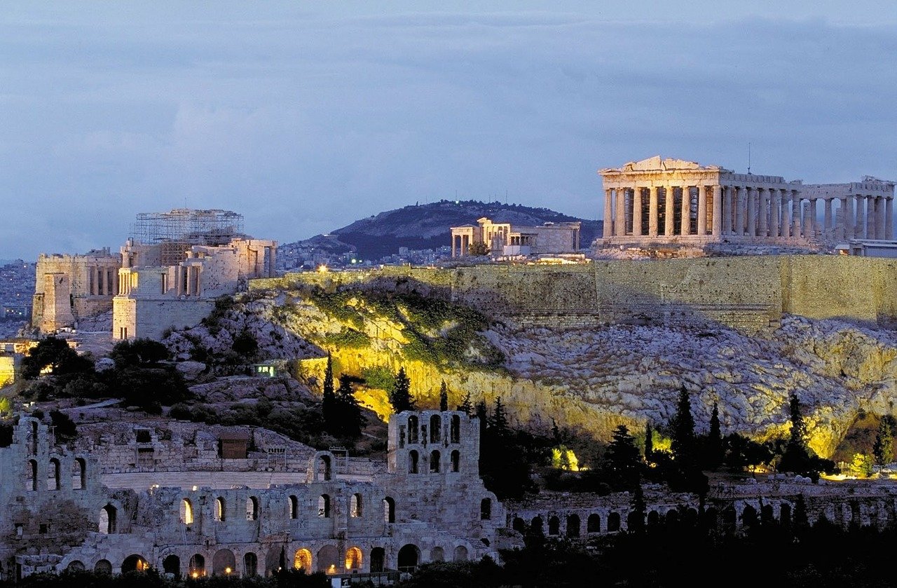 Greece Soars as Top Travel Destination for DERTOUR Customers This Summer